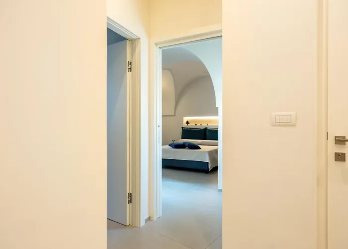 Miro Luxury
